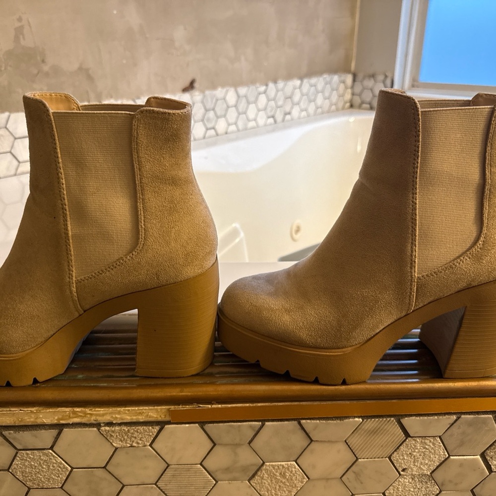 Source Unknown Taupe Suede-Look Platform Chelsea Booties